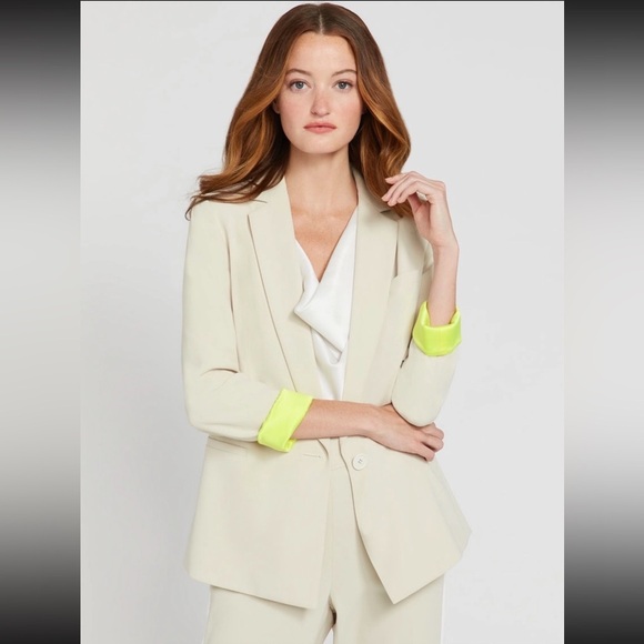 NWT $395 alice + olivia Single Breasted Bergen Blazer Taupe/ Cream Med - Picture 4 of 10
